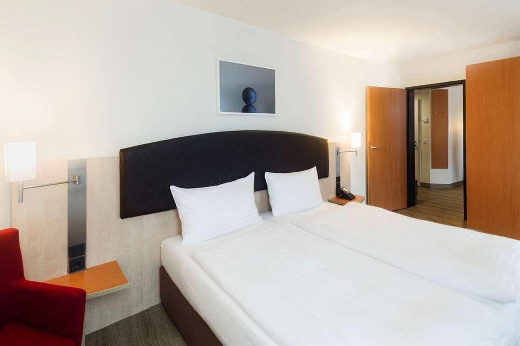 Intercityhotel Wien Værelse billede