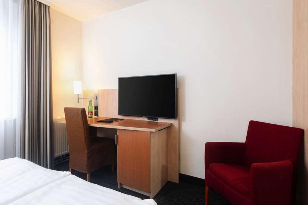 Intercityhotel Wien Værelse billede