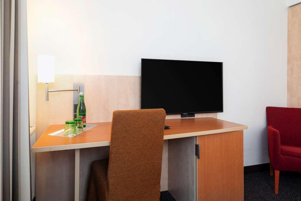 Intercityhotel Wien Værelse billede