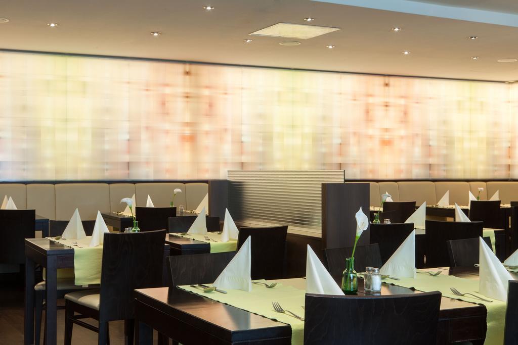 Intercityhotel Wien Eksteriør billede